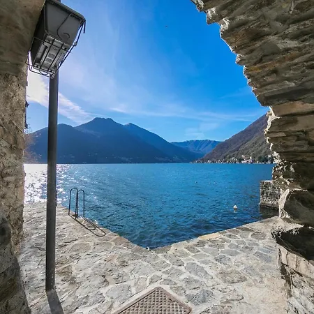 Sleeps 16 Brienno