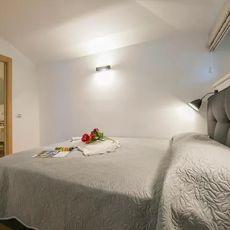 Sleeps 16 Brienno